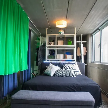 דירה Beautiful Design Loft In גנט