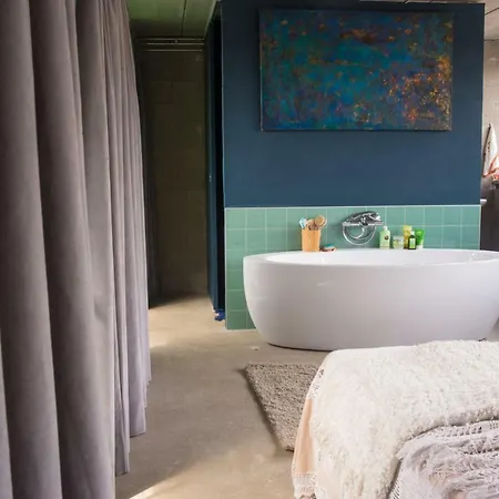 דירה Beautiful Design Loft In *